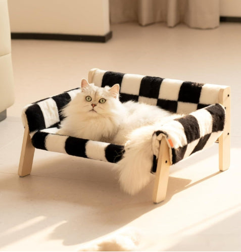 Experience Comfort All Year Round with Our All Seasons Summer And Detachable Pet Bed